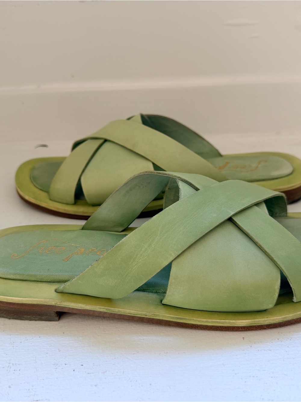 Free People Green Leather Crisscross Slide Sandals - Women 39 fits like 40